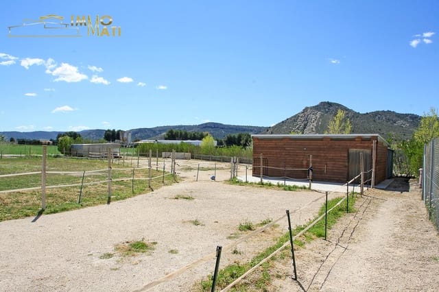 Finca/Casa Rural de 4 habitaciones en Villena en venta con piscina garaje - 330.000 € (Ref: 9776859)