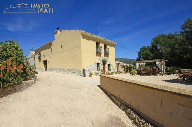 5 Zimmer Finca/Landgut zu verkaufen in La Romana mit Pool - 325.000 € (Ref: 9832710)