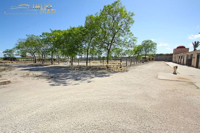 Chalet de 5 habitaciones en Santa Pola en venta con garaje - 749.995 € (Ref: 9893044)