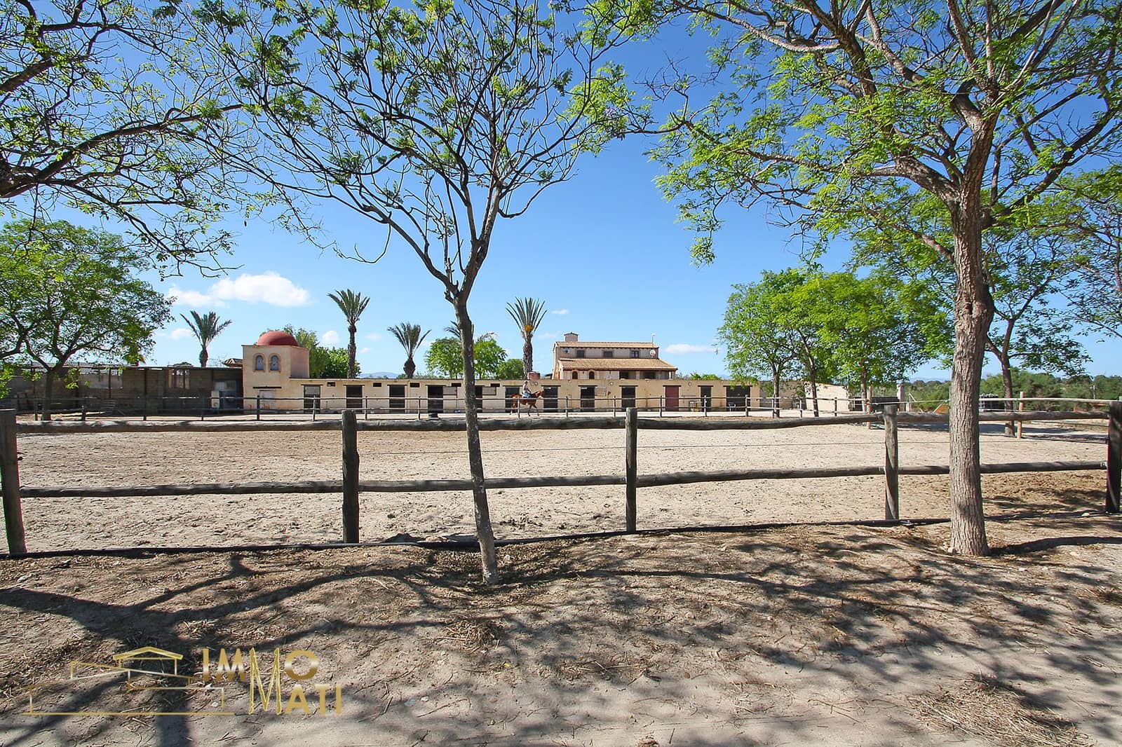 Chalet de 5 habitaciones en Santa Pola en venta con garaje - 749.995 € (Ref: 9893044)