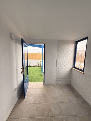 2 bedroom Apartment for sale in La Oliva with garage - € 265,000 (Ref: 10037711)