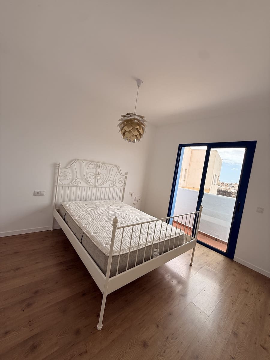 2 bedroom Apartment for sale in La Oliva with garage - € 265,000 (Ref: 10037711)