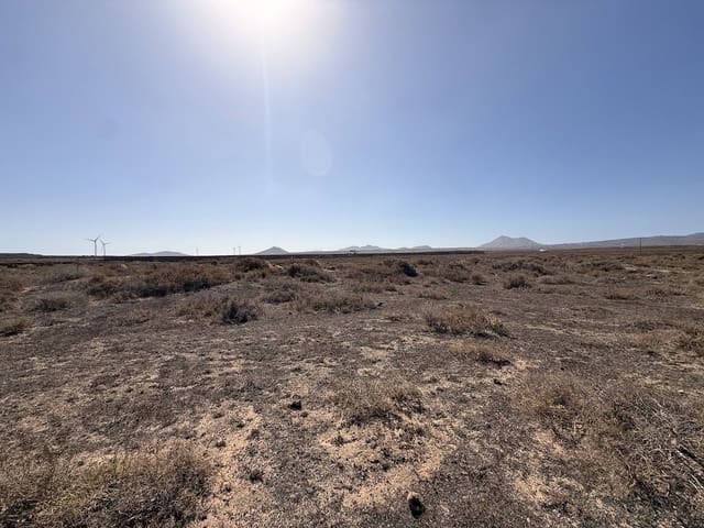Undeveloped Land for sale in Lajares, La Oliva - € 99,000 (Ref: 10091414)