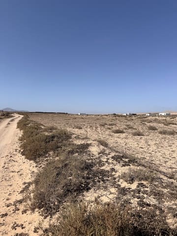 Grond te koop in Lajares, La Oliva - € 99.000 (Ref: 10091415)