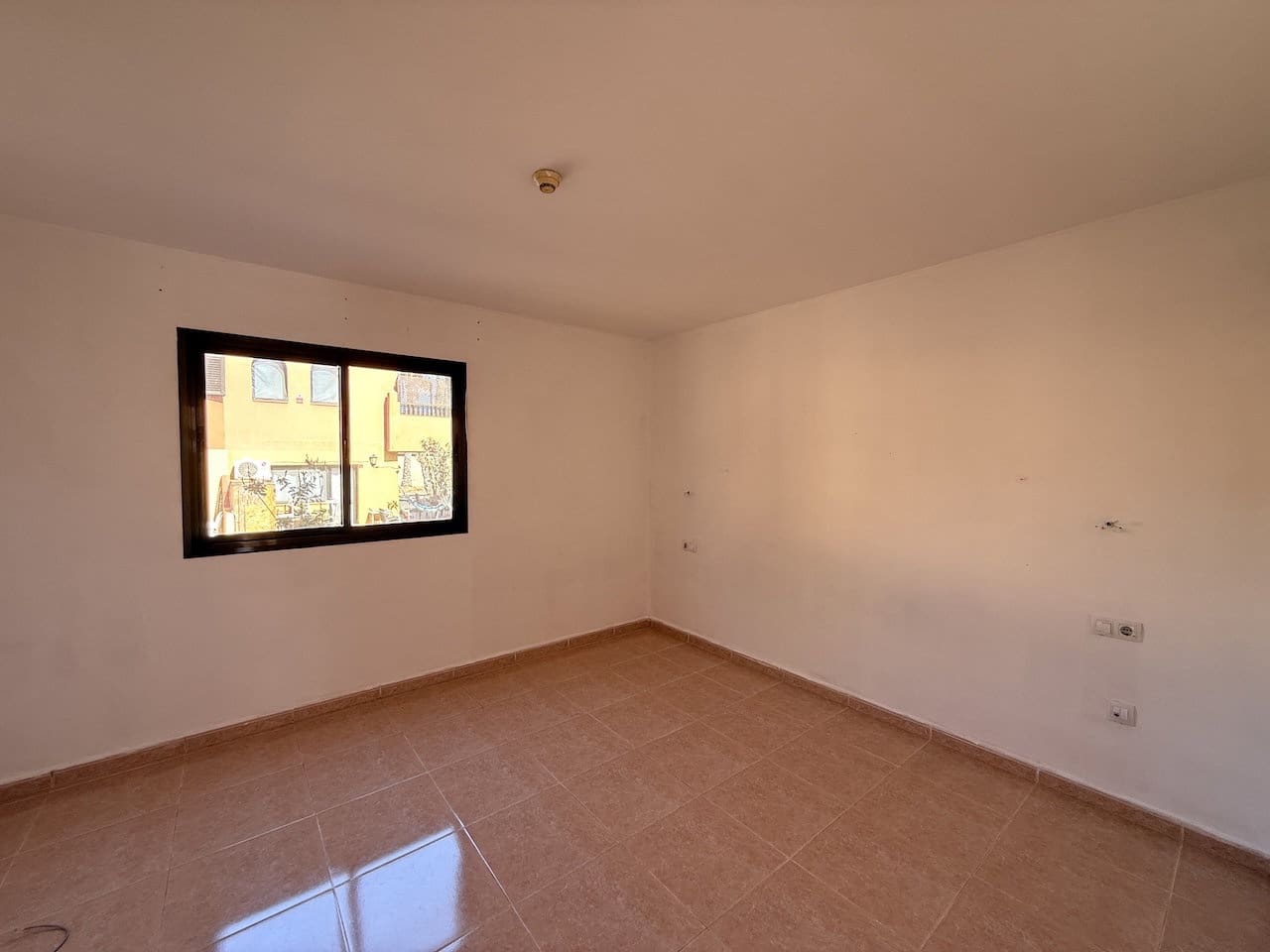 1 sovrum Lägenhet till salu i Corralejo med pool garage - 160 000 € (Ref: 10130700)