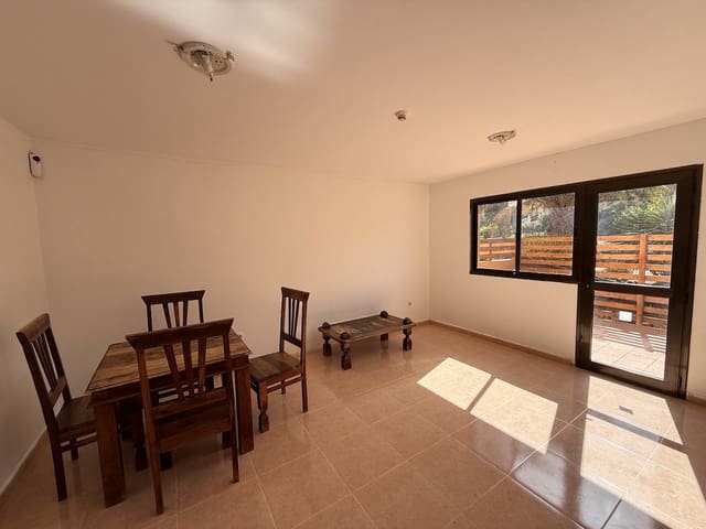 1 sovrum Lägenhet till salu i Corralejo, La Oliva med pool garage - 160 000 € (Ref: 10130700)