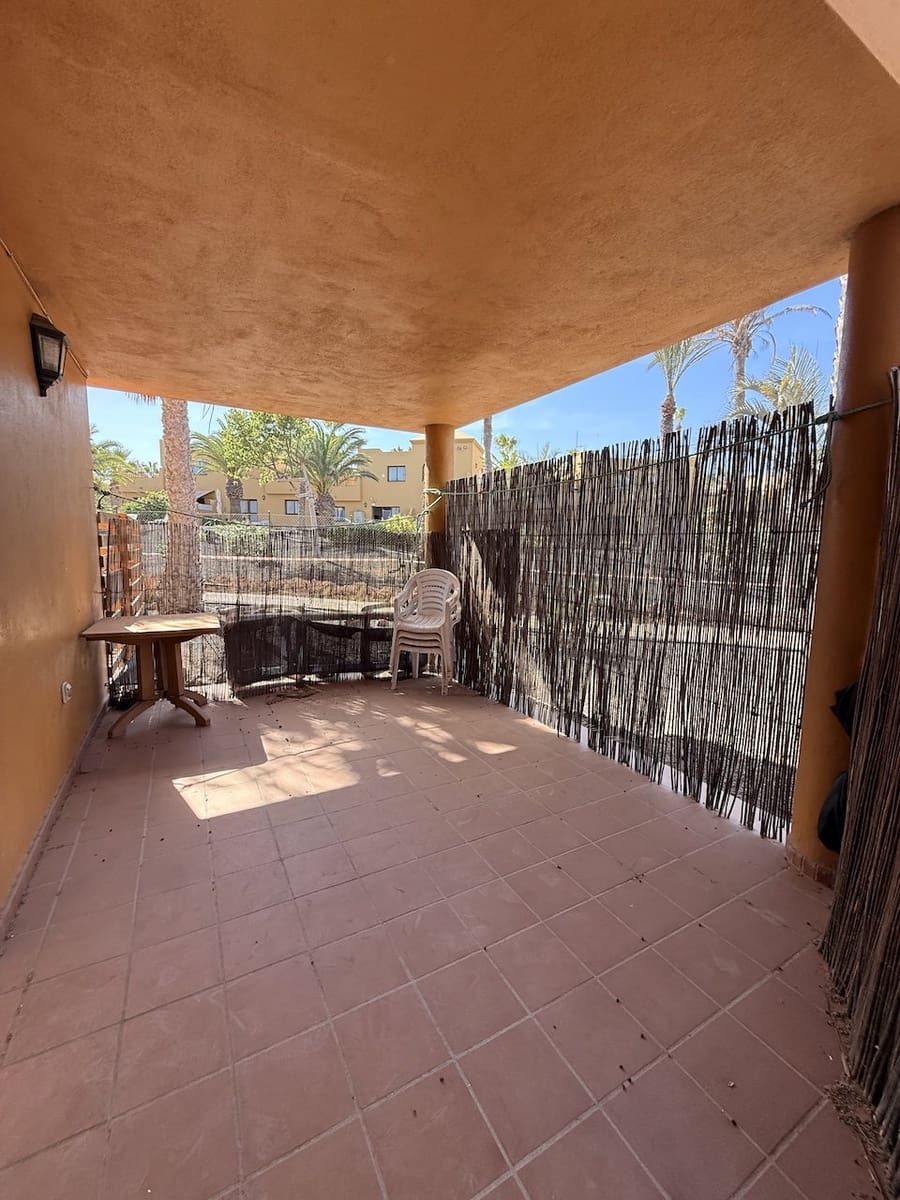 1 sovrum Lägenhet till salu i Corralejo med pool garage - 160 000 € (Ref: 10130700)