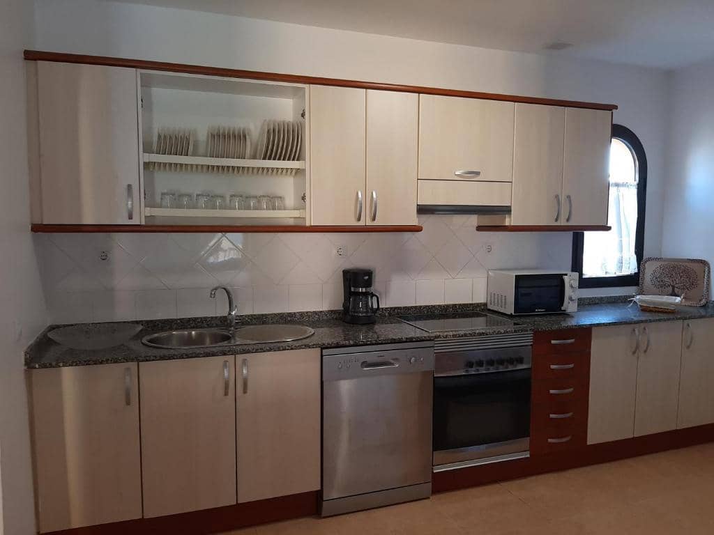 3 bedroom Villa for sale in Corralejo with pool garage - € 500,000 (Ref: 10130701)