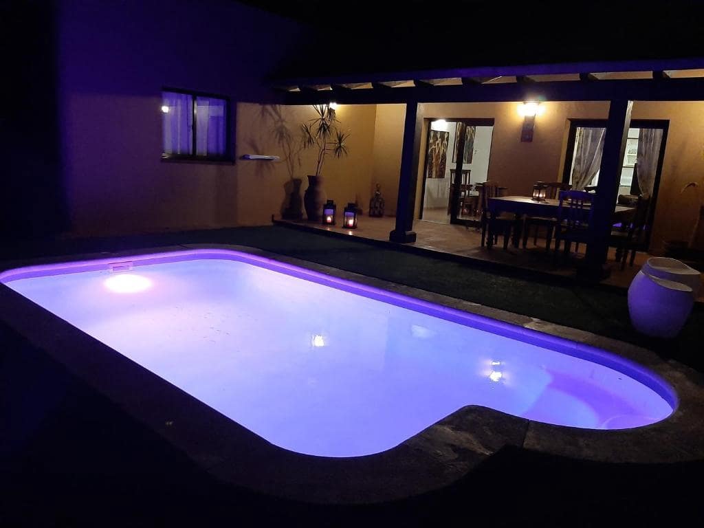3 bedroom Villa for sale in Corralejo with pool garage - € 500,000 (Ref: 10130701)