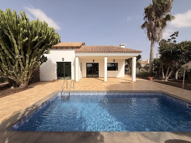 3 camera da letto Villa in vendita in La Oliva con piscina garage - 460.000 € (Rif: 10140489)