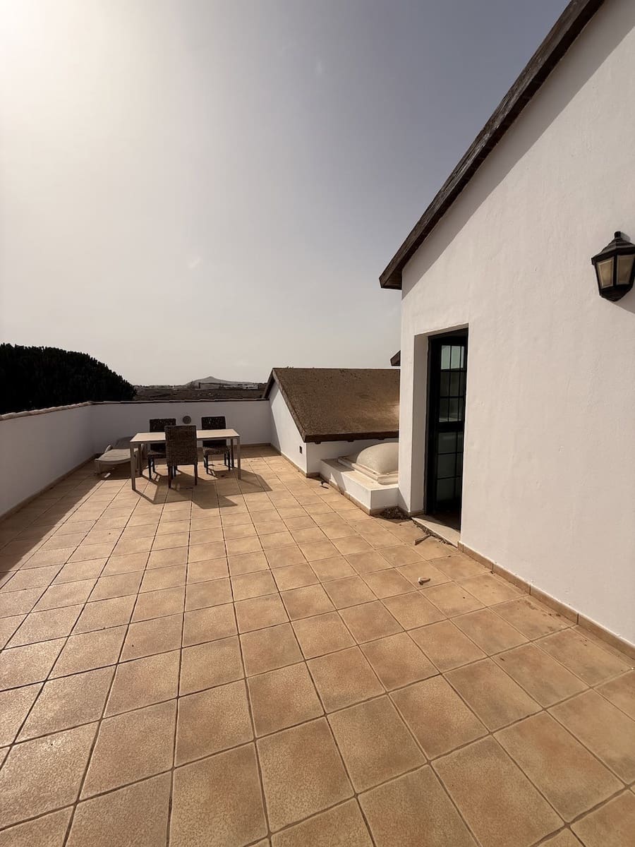 3 camera da letto Villa in vendita in La Oliva con piscina garage - 460.000 € (Rif: 10140489)