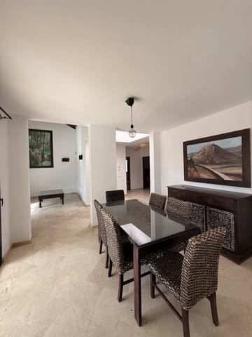 3 camera da letto Villa in vendita in La Oliva con piscina garage - 460.000 € (Rif: 10140489)