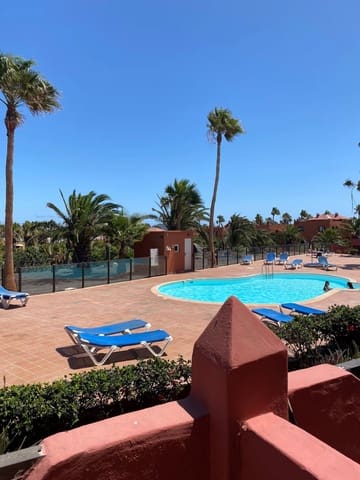 2 slaapkamer Appartement te koop in Corralejo, La Oliva met zwembad garage - € 320.000 (Ref: 10160454)
