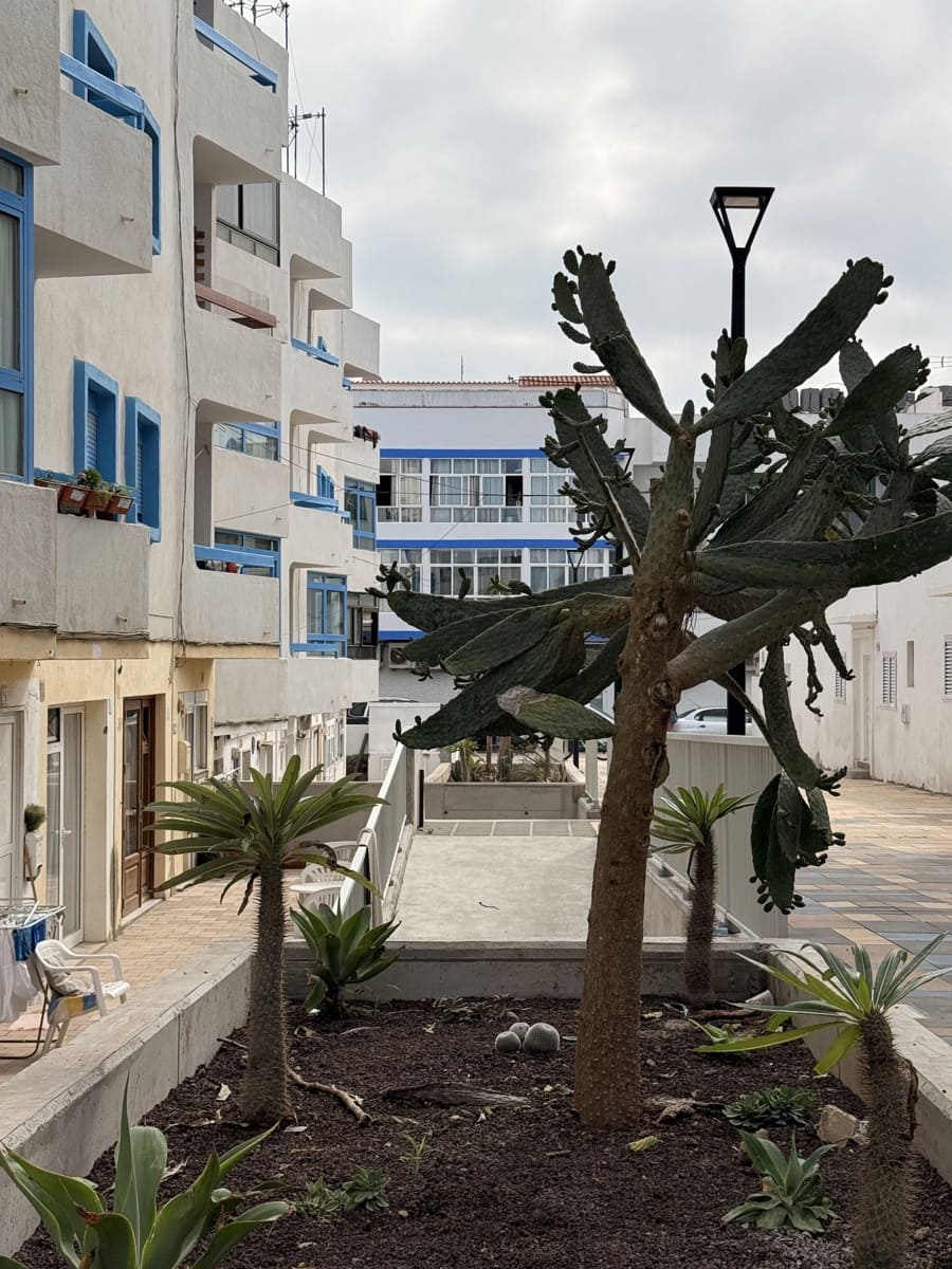 1 bedroom Apartment for sale in Corralejo - € 85,000 (Ref: 10165625)