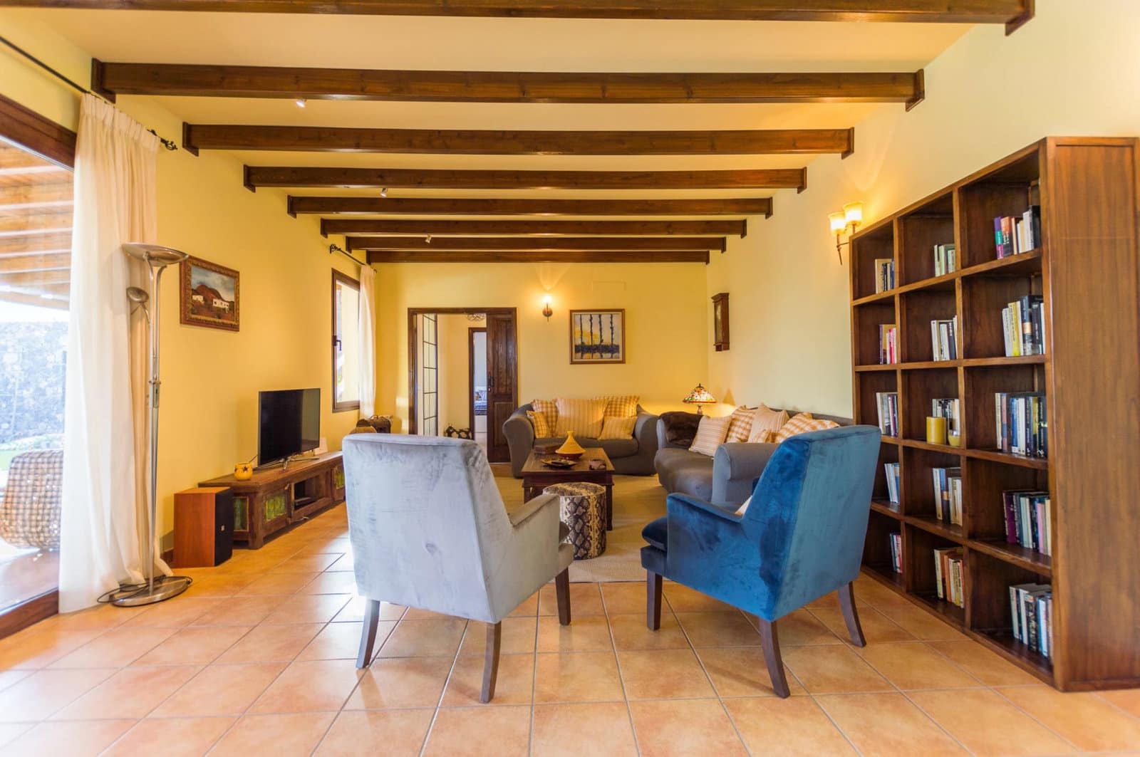 5 bedroom Villa for sale in Lajares with pool garage - € 800,000 (Ref: 7669343)