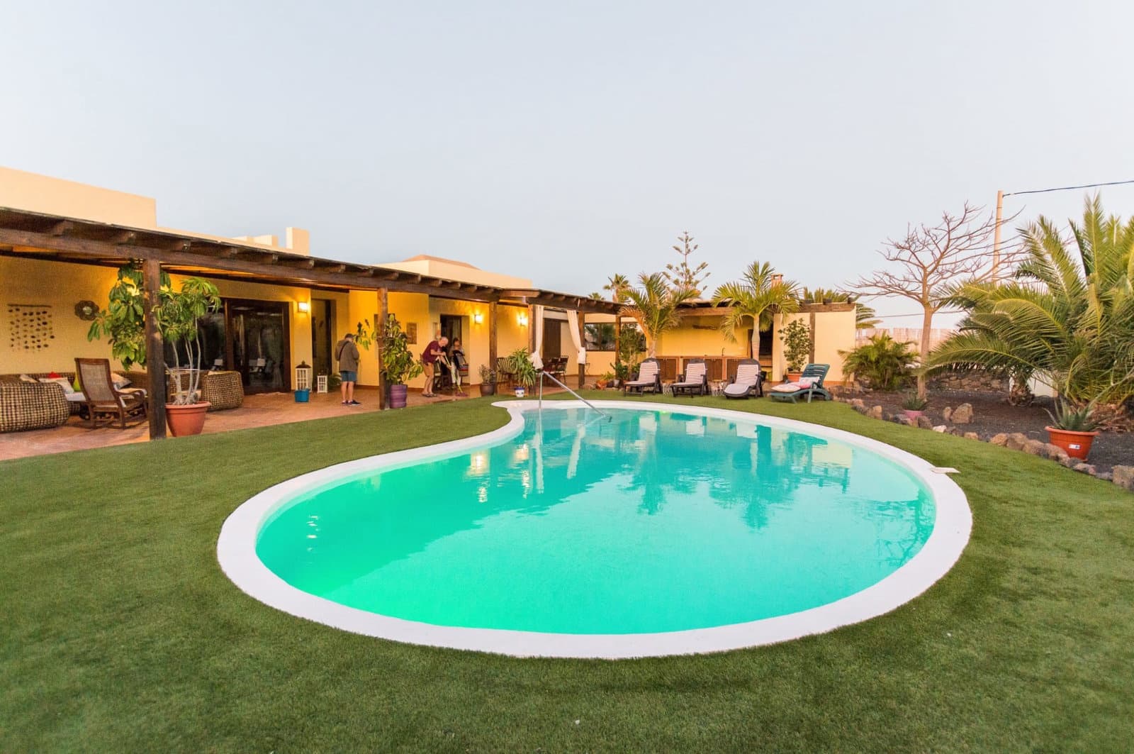 5 bedroom Villa for sale in Lajares with pool garage - € 800,000 (Ref: 7669343)