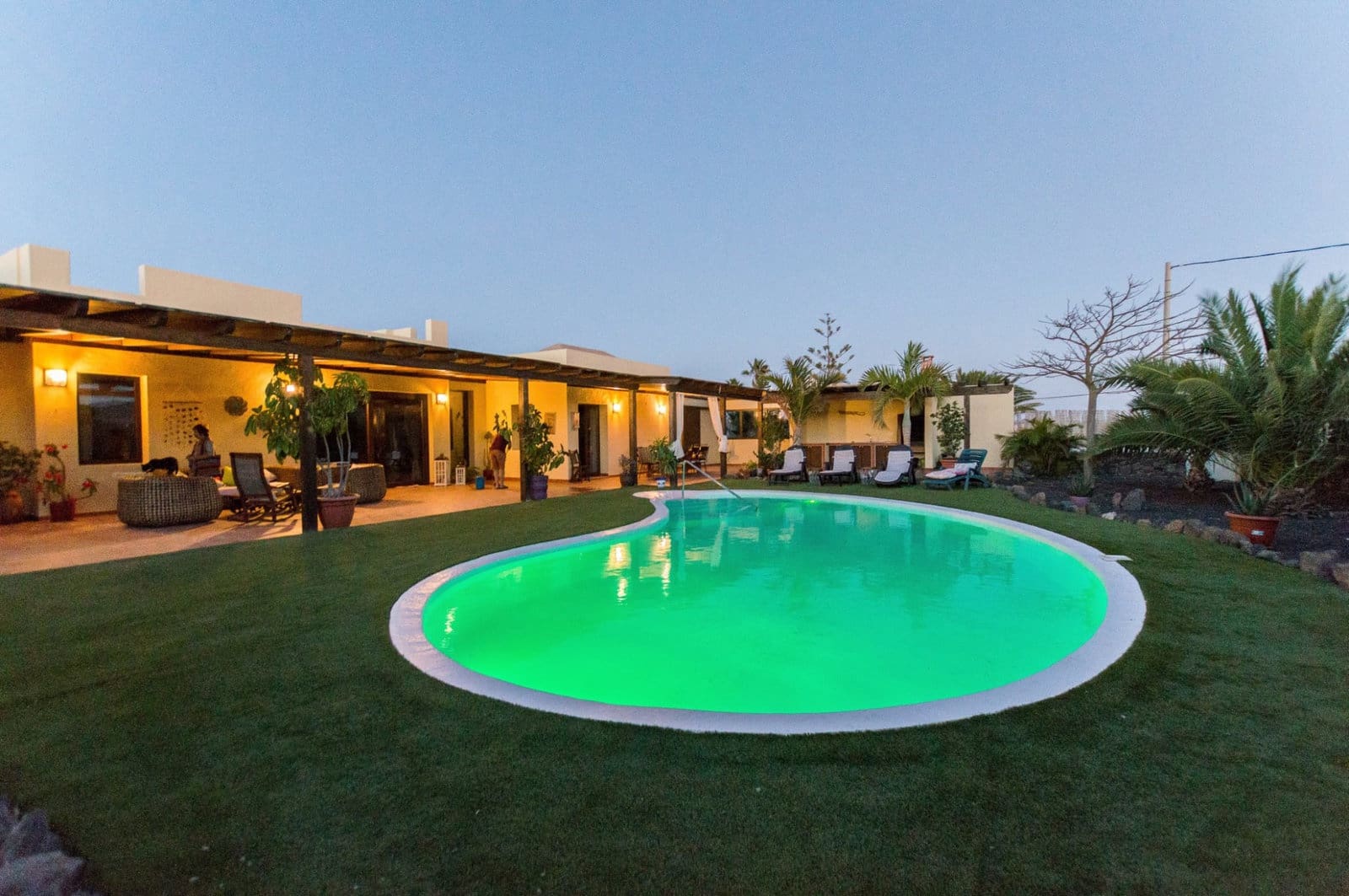5 bedroom Villa for sale in Lajares with pool garage - € 800,000 (Ref: 7669343)