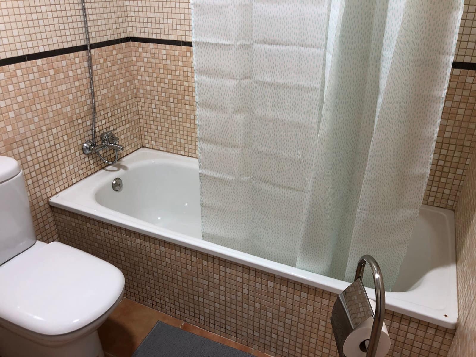4 bedroom Villa for sale in Corralejo with pool - € 565,000 (Ref: 8000988)