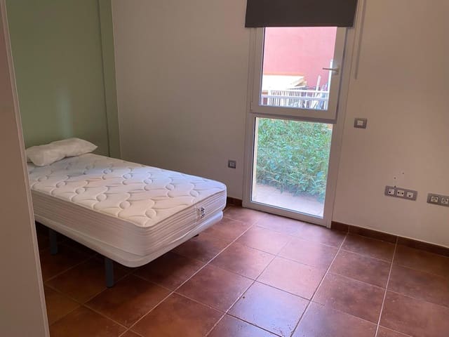 3 Zimmer Apartment zu verkaufen in Corralejo, La Oliva mit Pool Garage - 280.000 € (Ref: 8667030)