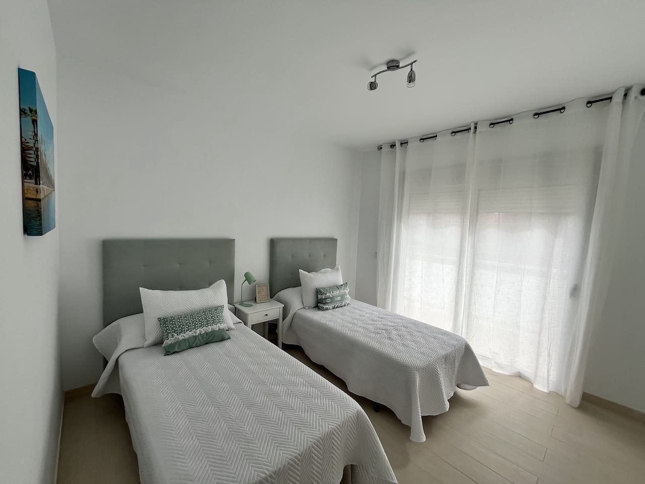 3 soveværelse Lejlighed til salg i Amarilla Golf med swimmingpool garage - € 315.800 (Ref: 8676613)