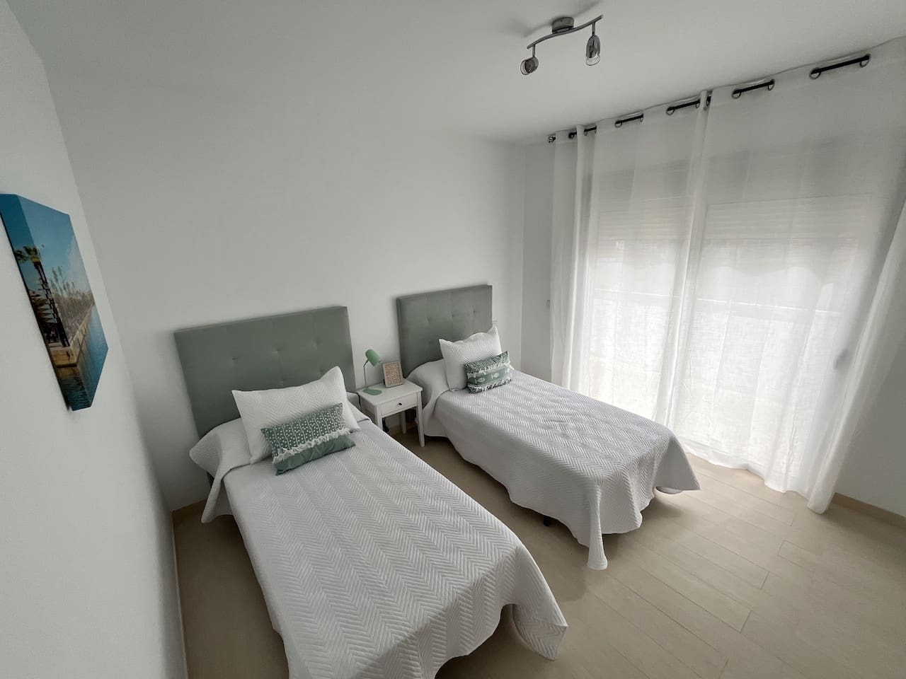 3 soveværelse Lejlighed til salg i Amarilla Golf med swimmingpool garage - € 315.800 (Ref: 8676613)