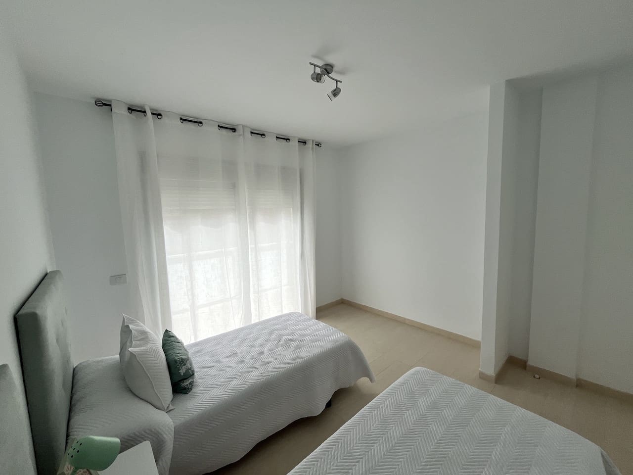 3 soveværelse Lejlighed til salg i Amarilla Golf med swimmingpool garage - € 315.800 (Ref: 8676613)