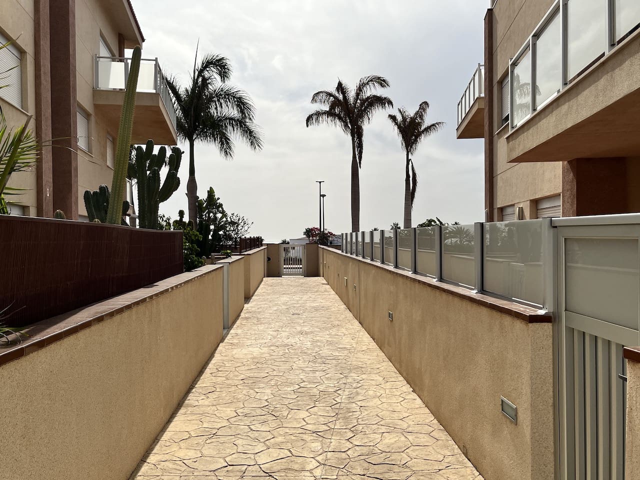 2 soveværelse Lejlighed til salg i Amarilla Golf med swimmingpool garage - € 346.400 (Ref: 8677323)