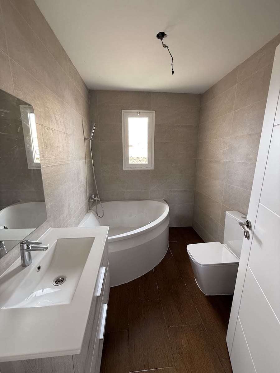 3 soveværelse Villa til salg i Triquivijate med garage - € 320.000 (Ref: 8824327)