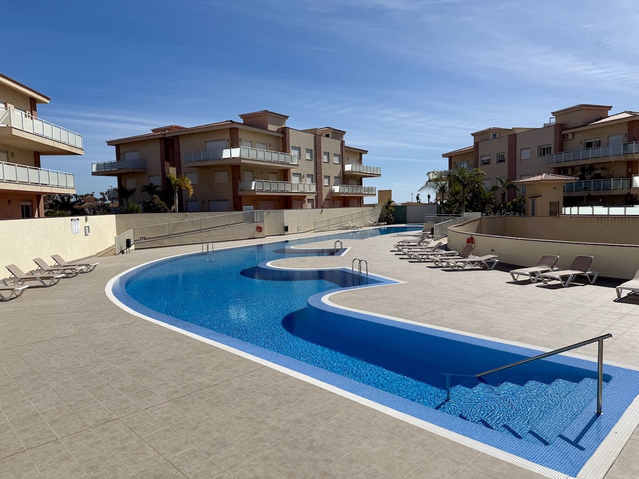 2 soveværelse Lejlighed til salg i Amarilla Golf med swimmingpool garage - € 346.400 (Ref: 8830513)