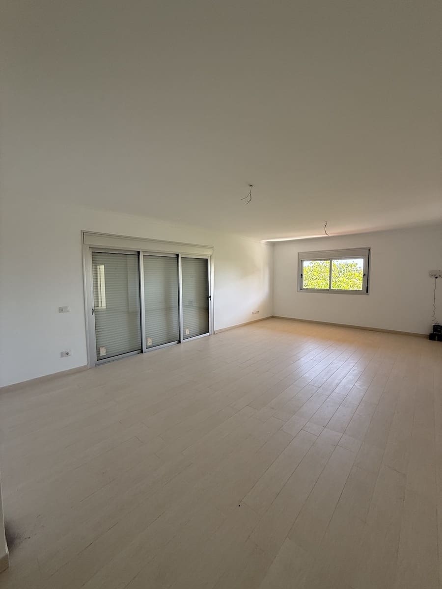 3 soveværelse Lejlighed til salg i Amarilla Golf med swimmingpool garage - € 314.500 (Ref: 8830515)