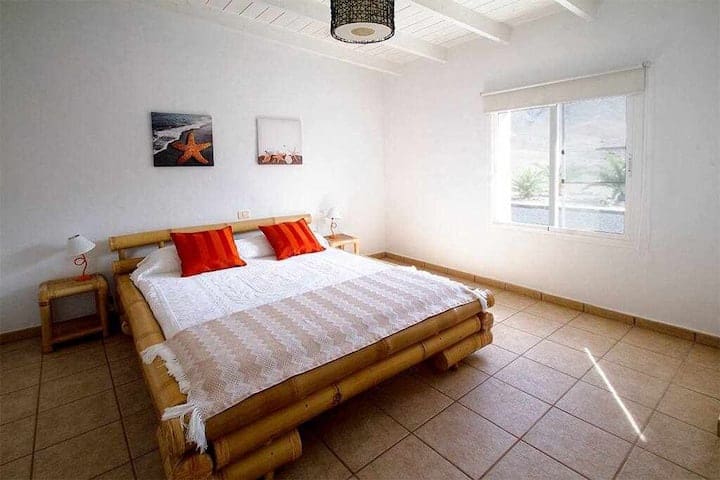 9 soveværelse Finca/Landehus til salg i La Pared med garage - € 1.500.000 (Ref: 8899656)