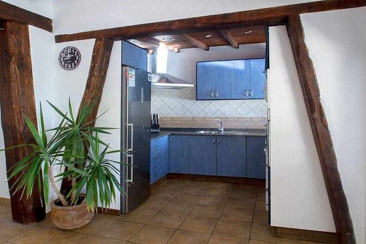9 soverom Finca/Herregård til salgs i La Pared med garasje - € 1 500 000 (Ref: 8899656)