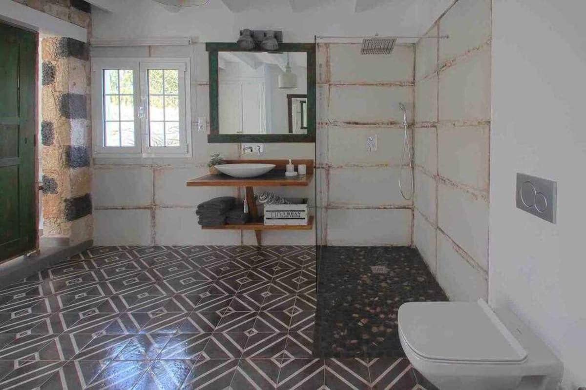 9 soverom Finca/Herregård til salgs i La Pared med garasje - € 1 500 000 (Ref: 8899656)