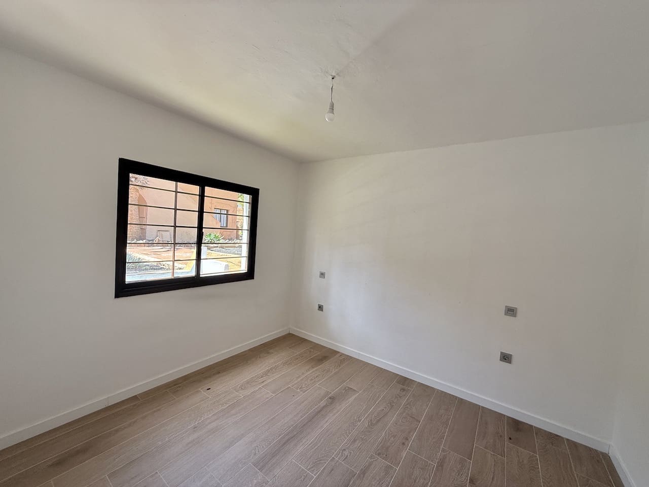 2 soveværelse Lejlighed til salg i Corralejo med swimmingpool garage - € 199.000 (Ref: 8942607)