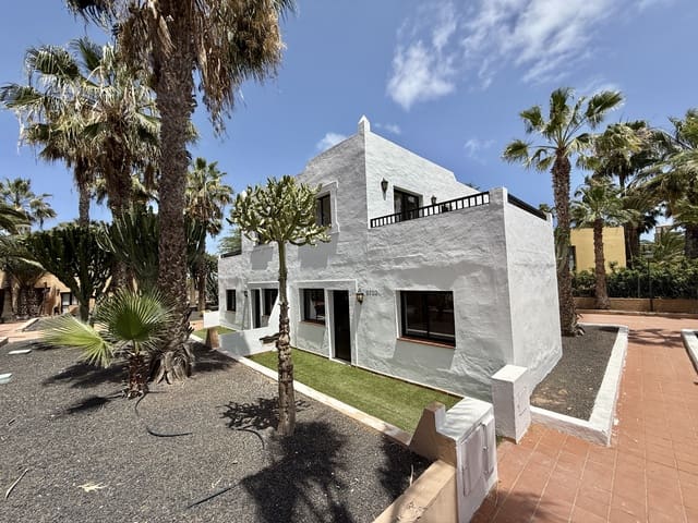 2 Zimmer Apartment zu verkaufen in Corralejo, La Oliva mit Pool Garage - 199.000 € (Ref: 8942607)