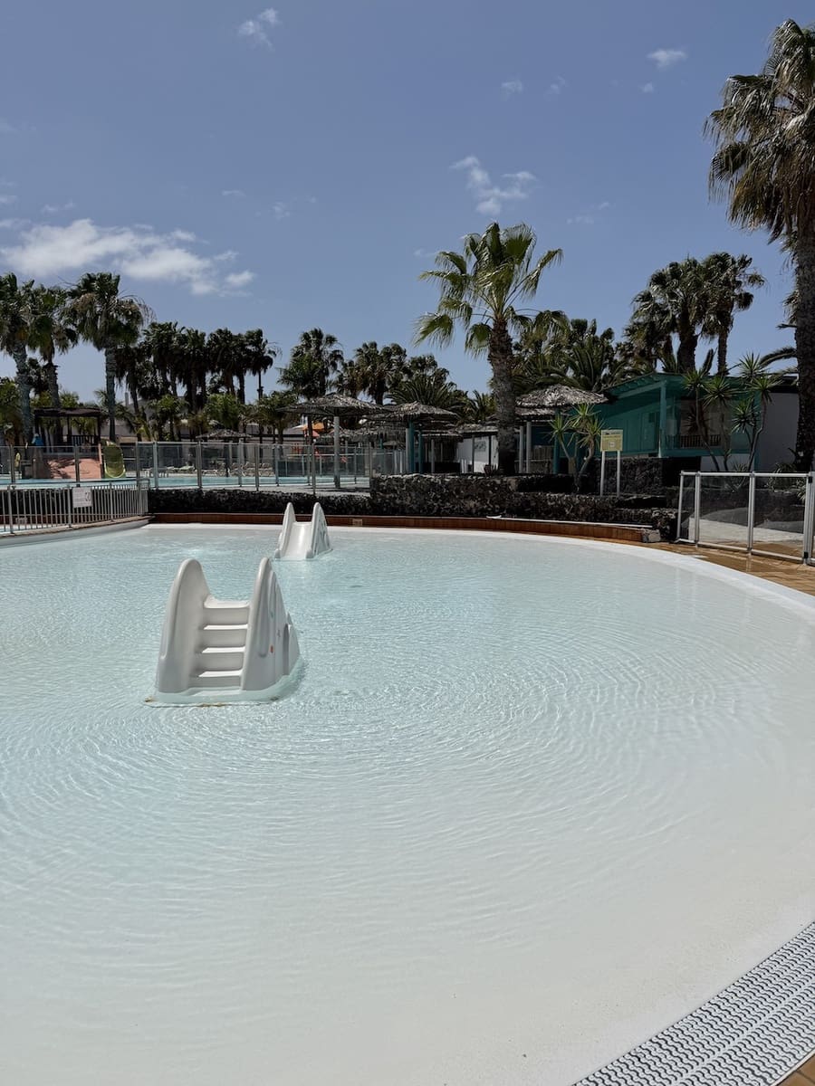 1 soveværelse Lejlighed til salg i Corralejo med swimmingpool garage - € 147.870 (Ref: 8942608)