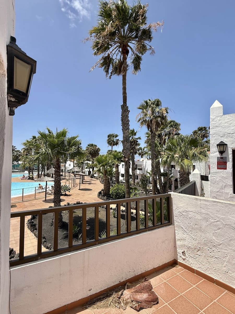 1 soveværelse Lejlighed til salg i Corralejo med swimmingpool garage - € 147.870 (Ref: 8942608)