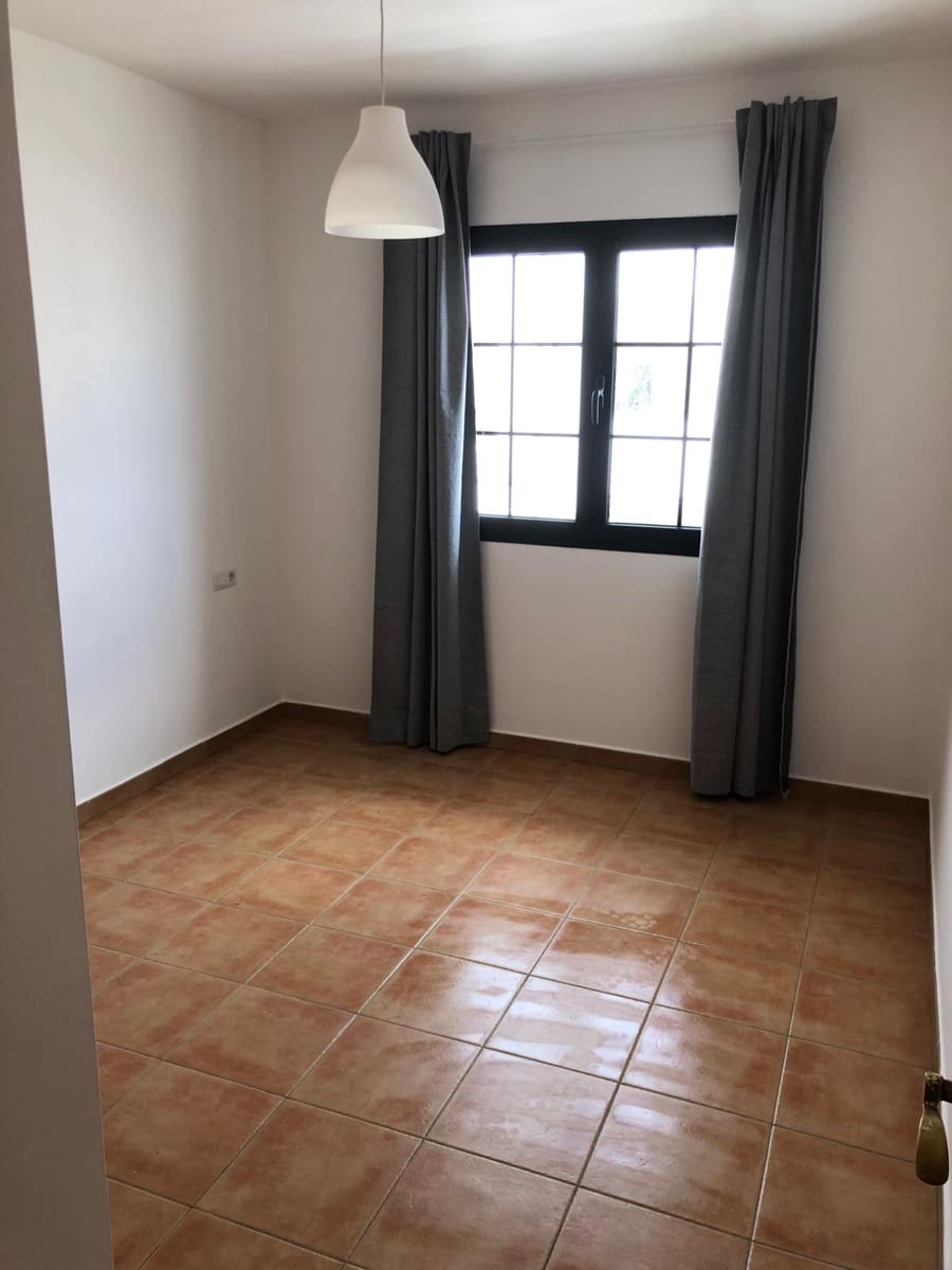 4 camera da letto Villa in vendita in Corralejo con garage - 435.000 € (Rif: 8973312)