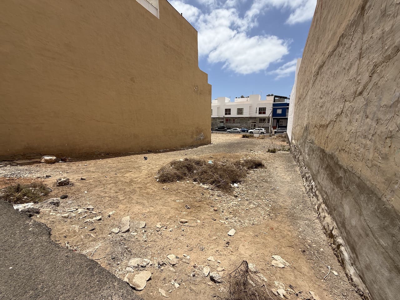 Grunde uden byggetilladelser til salg i Puerto del Rosario - € 195.000 (Ref: 9113472)