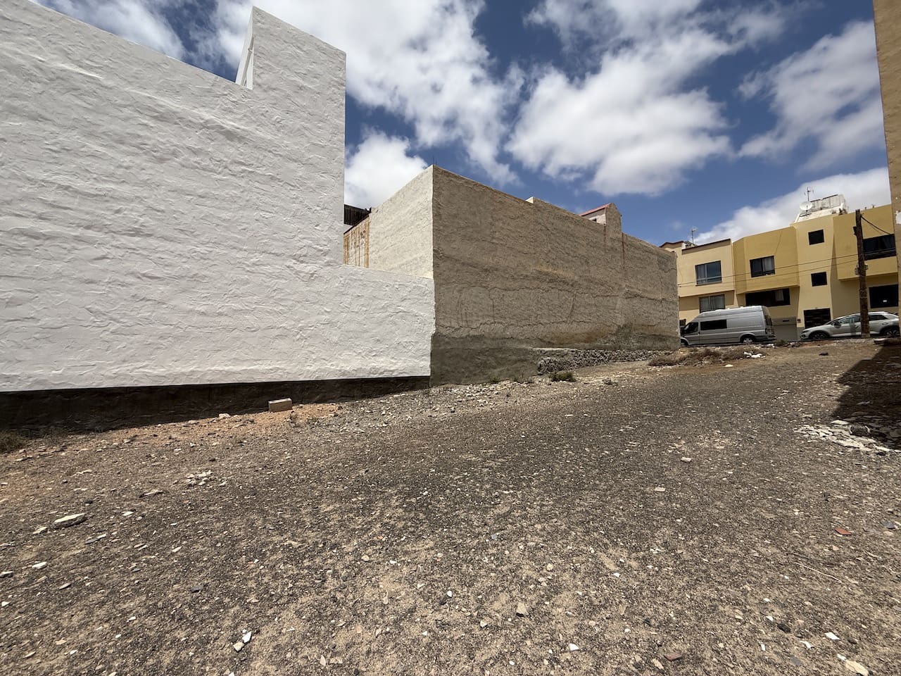 Grunde uden byggetilladelser til salg i Puerto del Rosario - € 195.000 (Ref: 9113472)