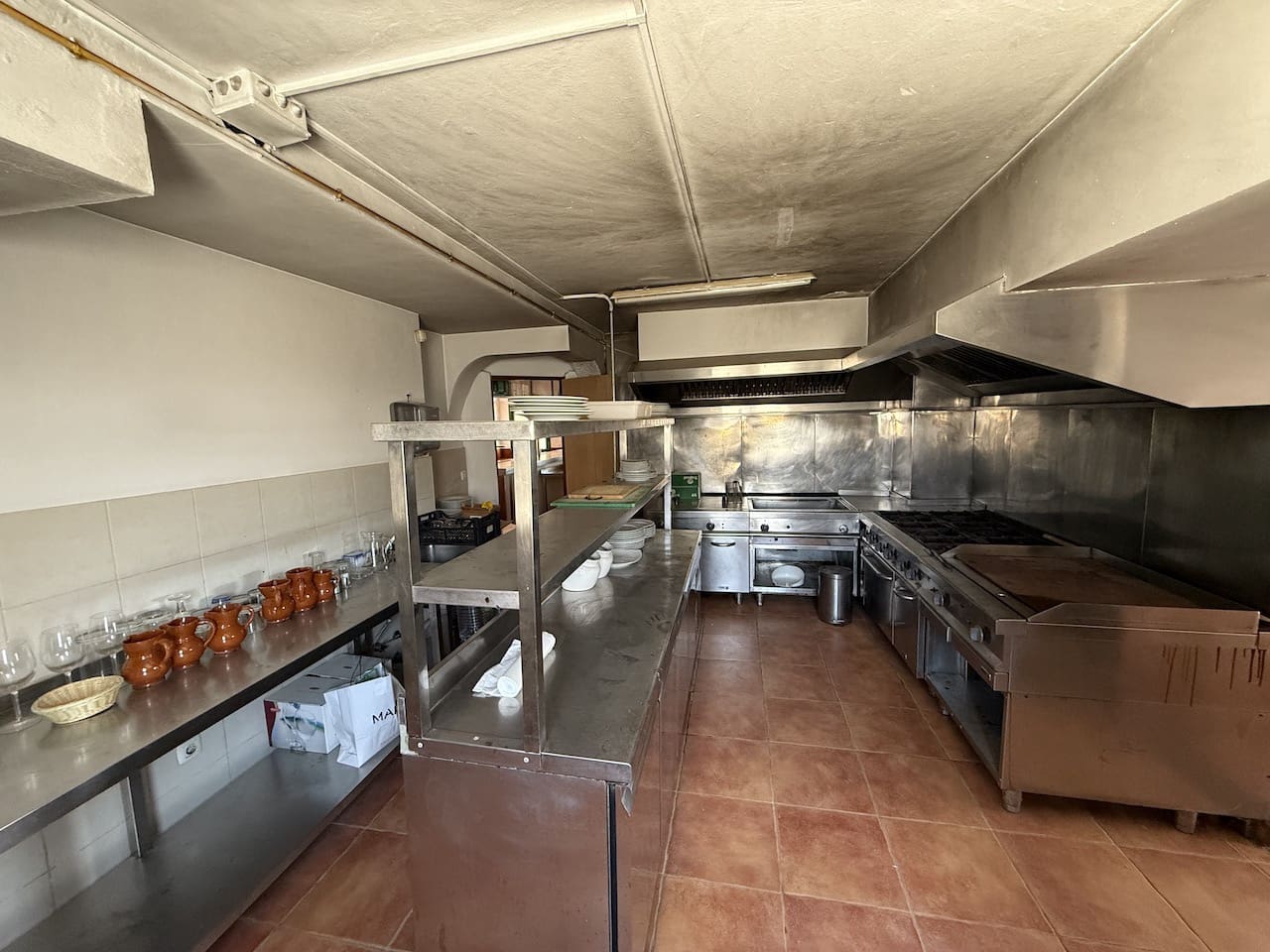 Commercial for sale in Pajara with garage - € 265,000 (Ref: 9293506)