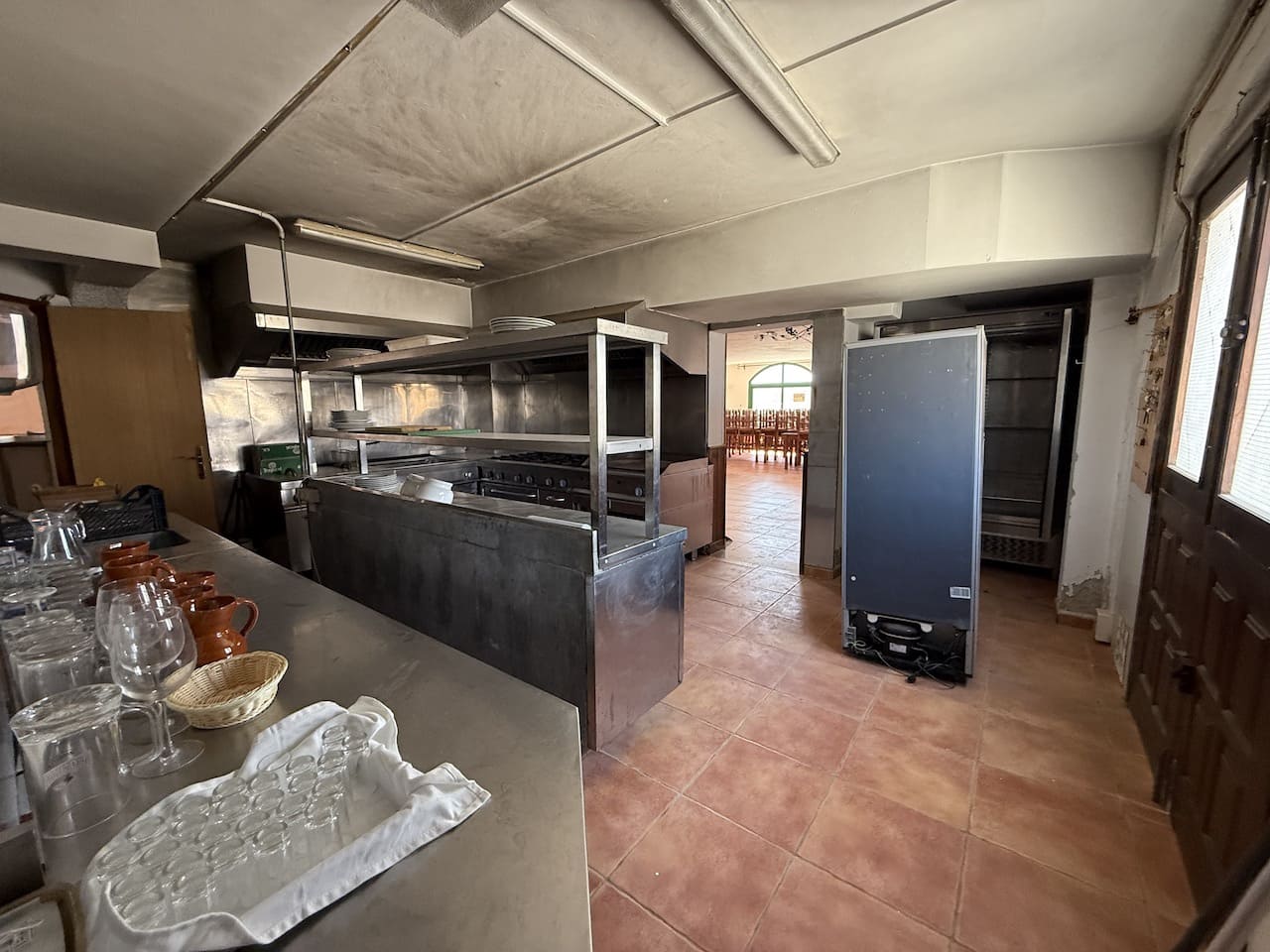 Commercial for sale in Pajara with garage - € 265,000 (Ref: 9293506)