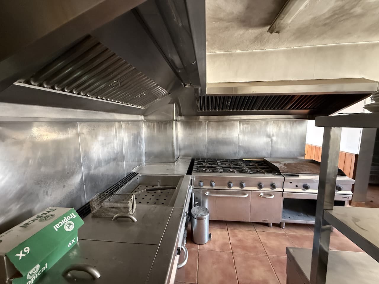 Commercial for sale in Pajara with garage - € 265,000 (Ref: 9293506)