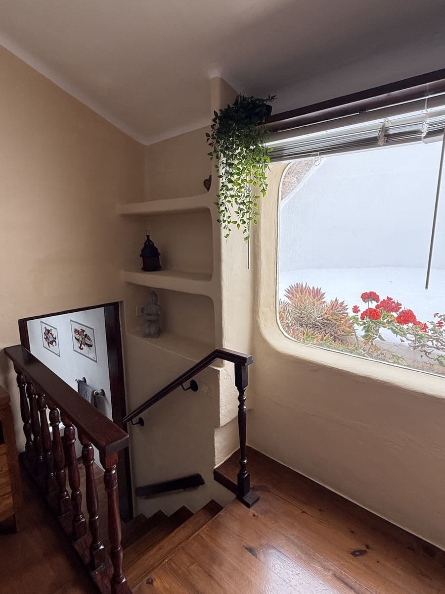 4 bedroom Villa for sale in Nazaret with garage - € 690,000 (Ref: 9311423)