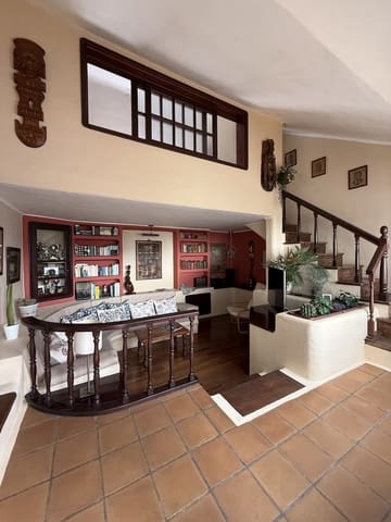 4 soveværelse Villa til salg i Nazaret, Teguise med garage - € 690.000 (Ref: 9311423)