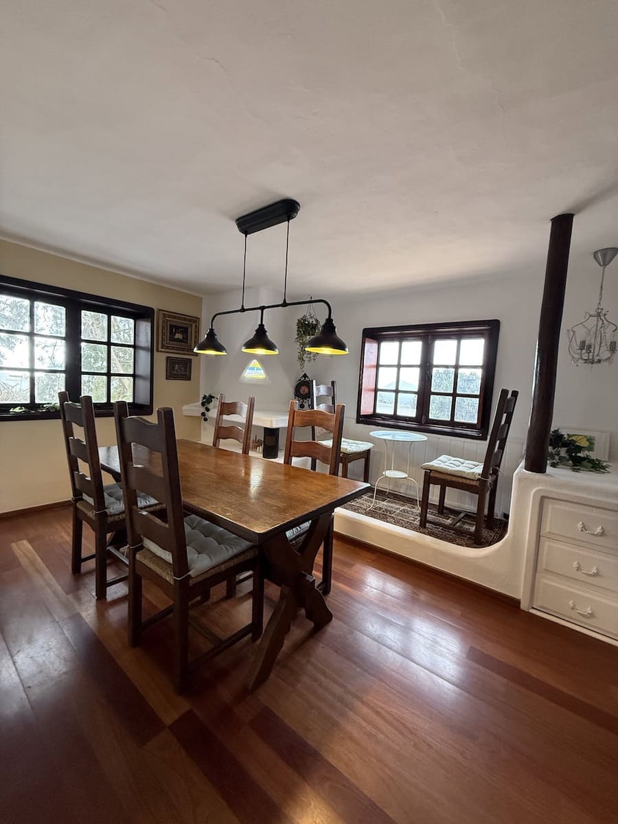 4 bedroom Villa for sale in Nazaret with garage - € 690,000 (Ref: 9311423)