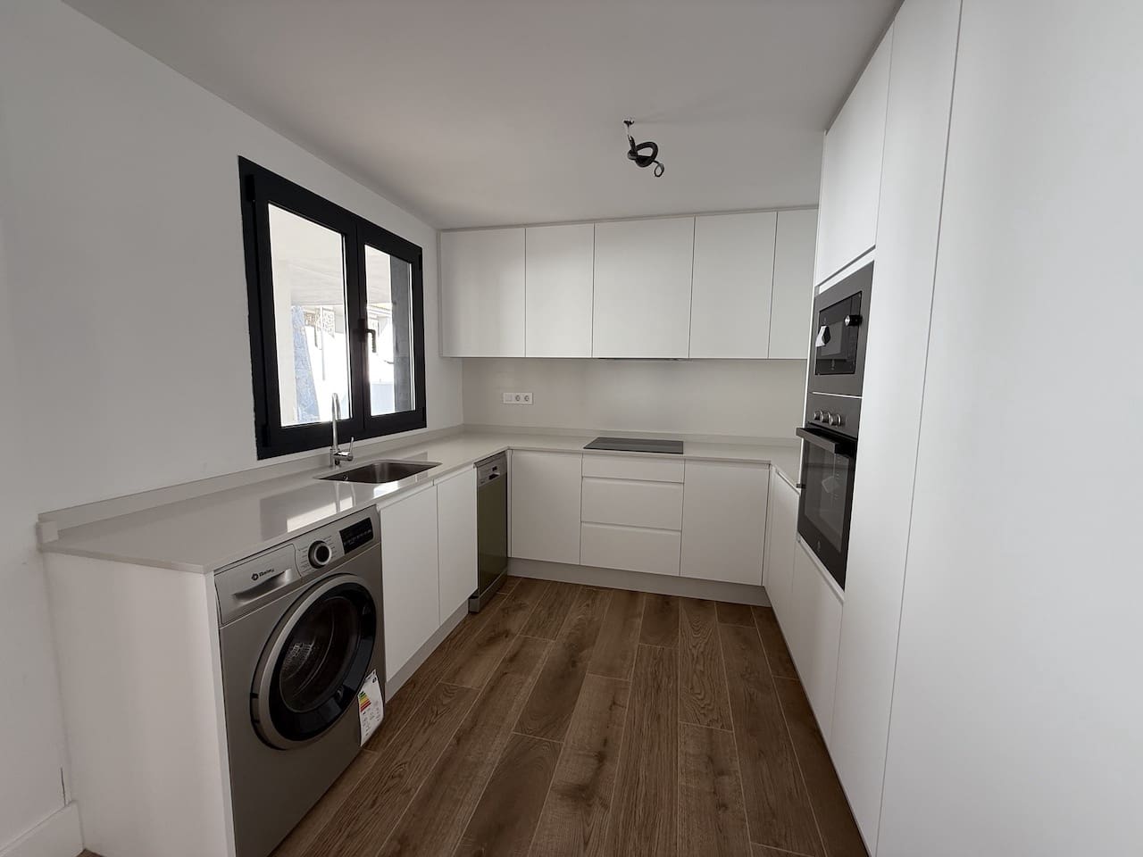 3 Zimmer Apartment zu verkaufen in Corralejo mit Garage - 345.000 € (Ref: 9340537)