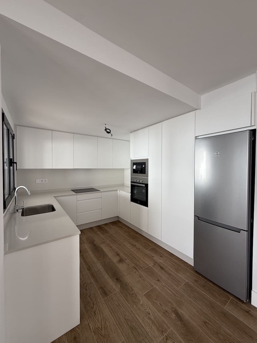 3 Zimmer Apartment zu verkaufen in Corralejo mit Garage - 345.000 € (Ref: 9340537)