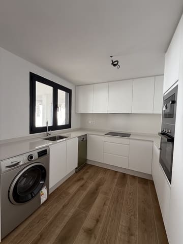 3 Zimmer Apartment zu verkaufen in Corralejo, La Oliva mit Garage - 345.000 € (Ref: 9340537)