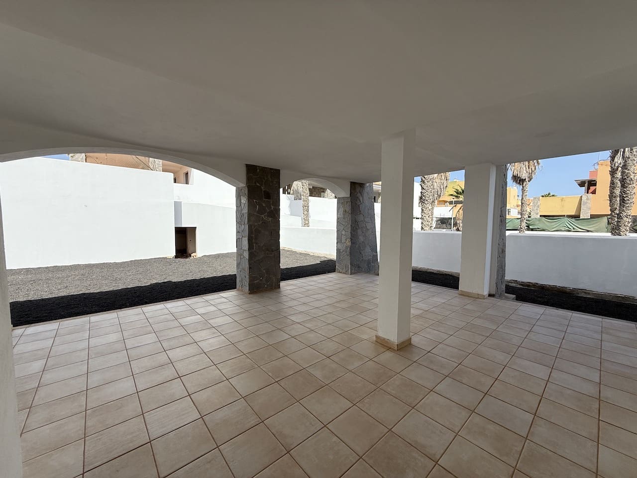 3 Zimmer Apartment zu verkaufen in Corralejo mit Garage - 345.000 € (Ref: 9340537)